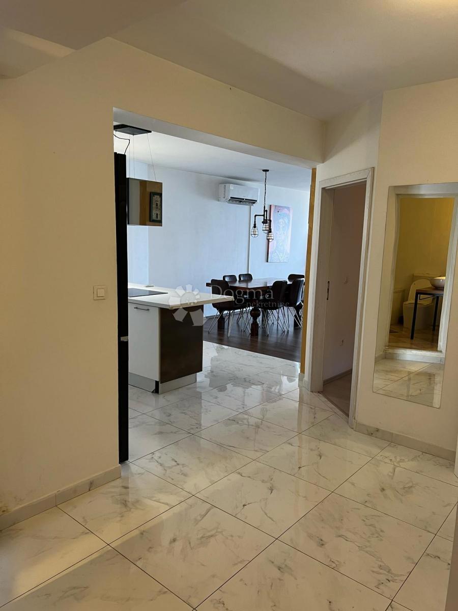 Stanovanje Jesenice, Dugi Rat, 132m2