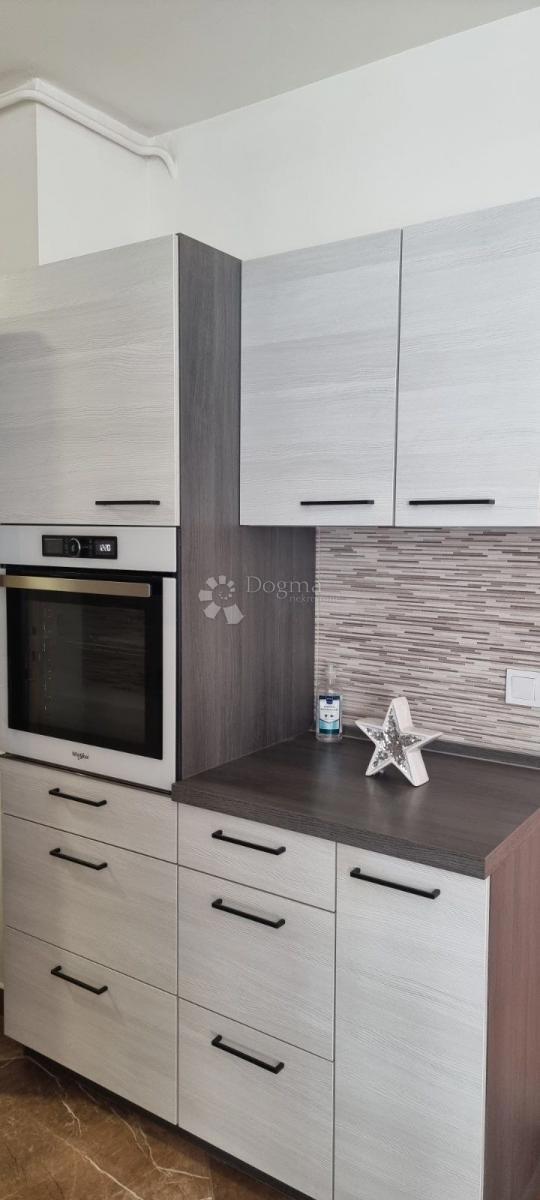 Stanovanje Vidikovac, Pula, 66,24m2