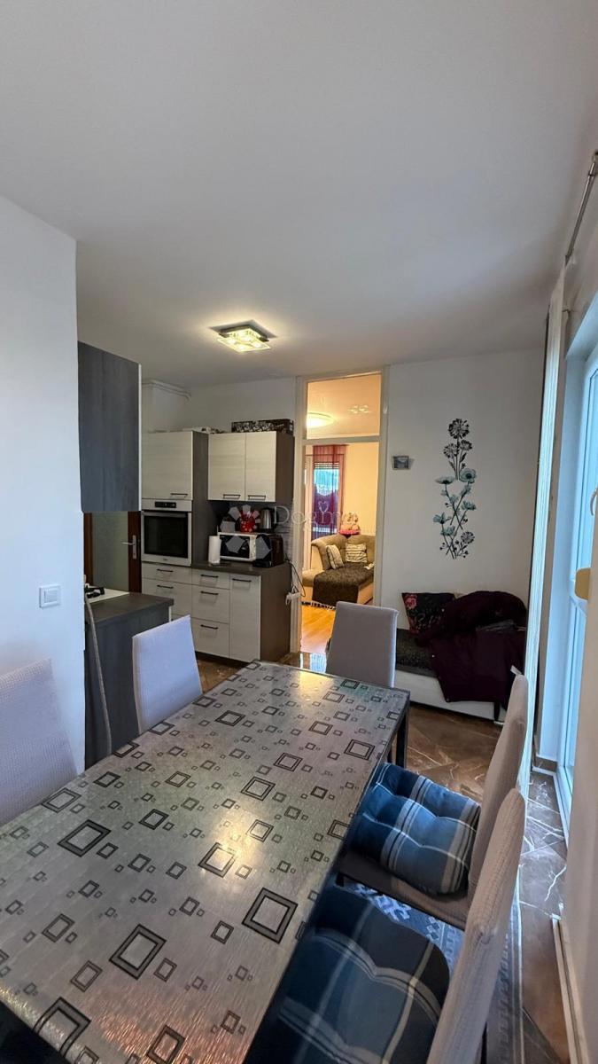 Stanovanje Vidikovac, Pula, 66,24m2