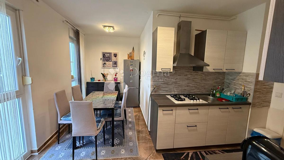 Stanovanje Vidikovac, Pula, 66,24m2