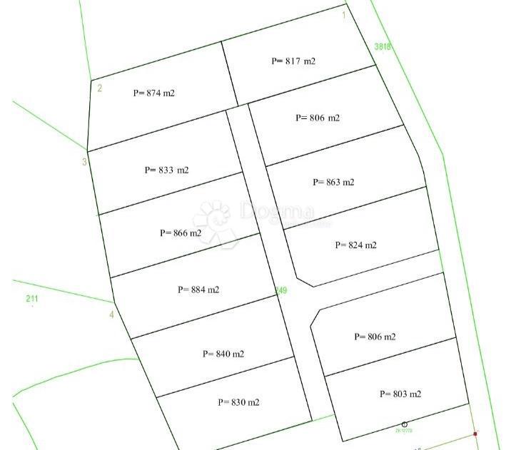 Gradbena parcela 817 m² - idealna za hišo ali investicijo