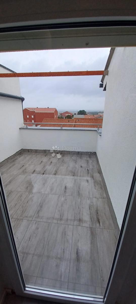 Stanovanje Povljana, 71,75m2