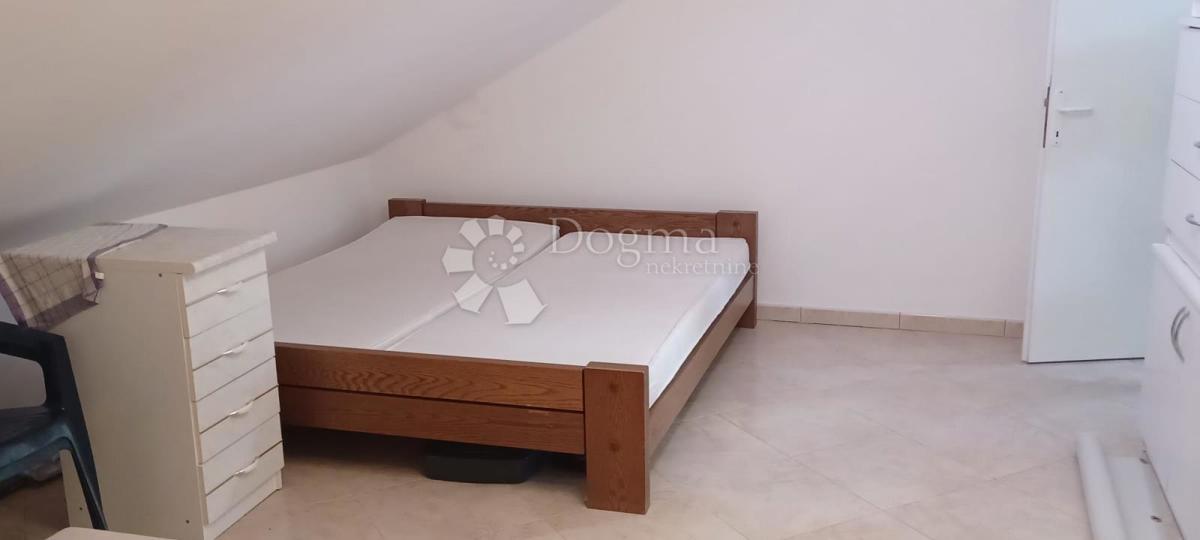 Stanovanje Povljana, 71,75m2