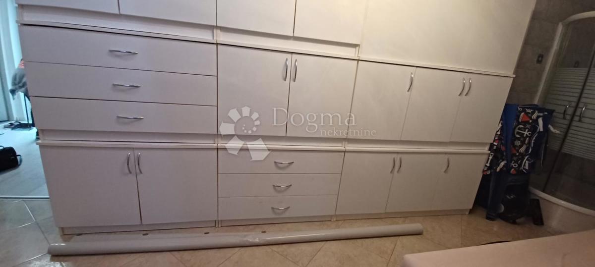 Stanovanje Povljana, 71,75m2