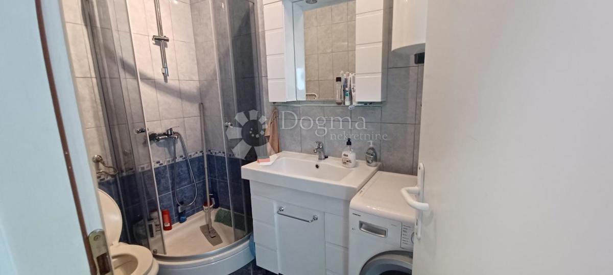 Stanovanje Povljana, 71,75m2