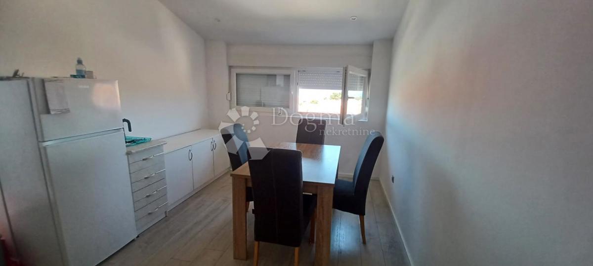 Stanovanje Povljana, 71,75m2