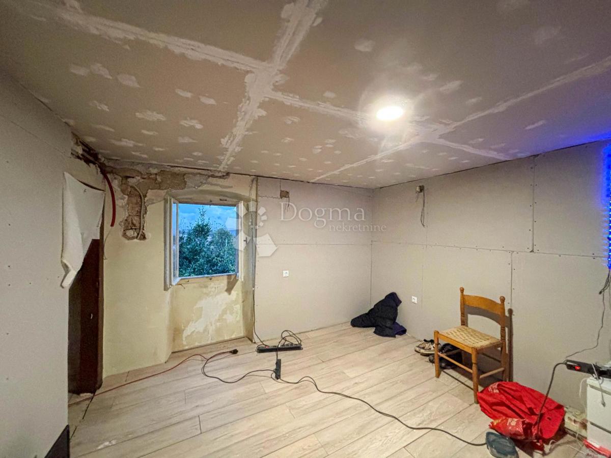 Hiša Trviž, Pazin - Okolica, 250m2