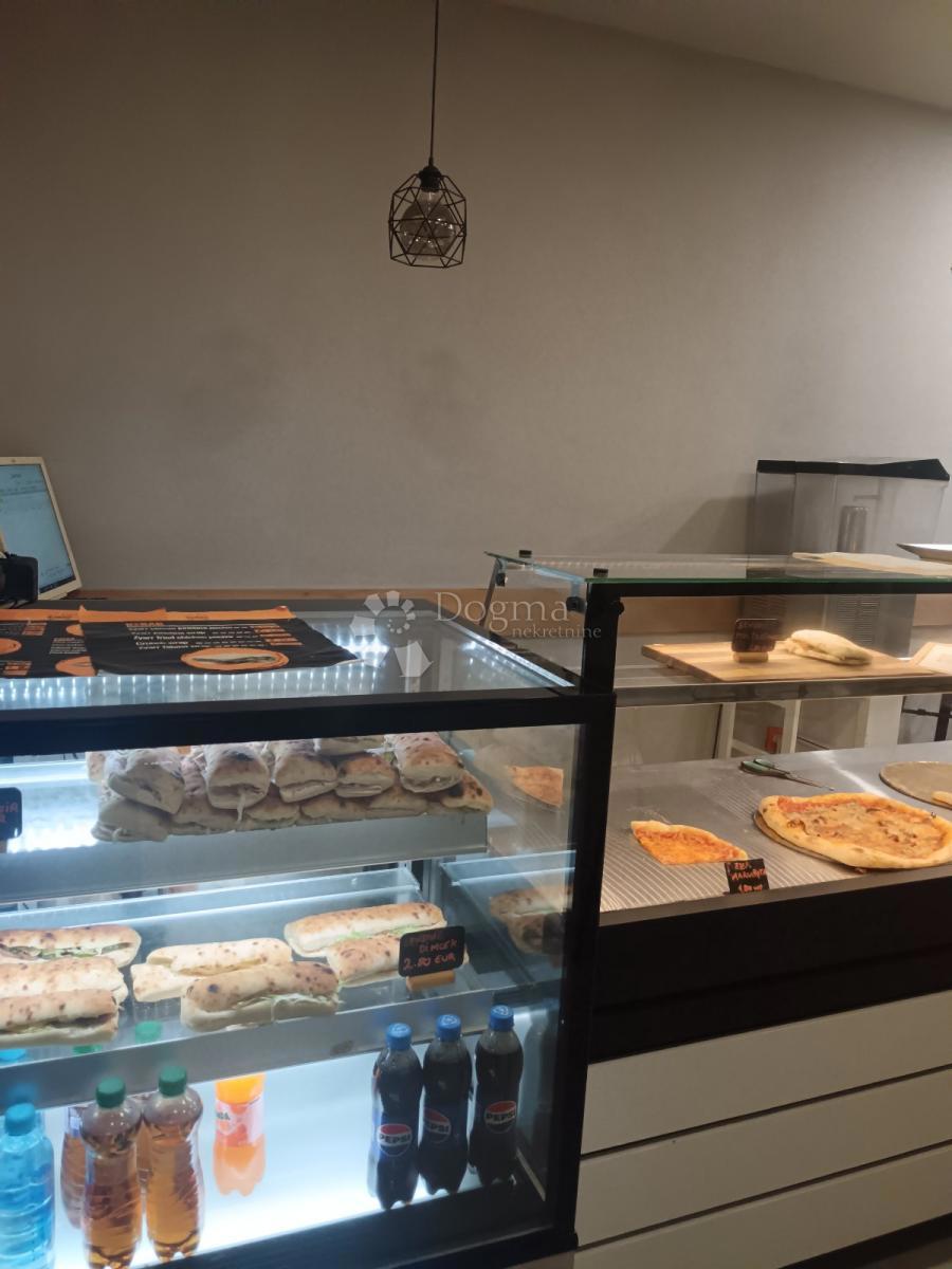 Poslovni prostor Tvrđa, Osijek, 30m2