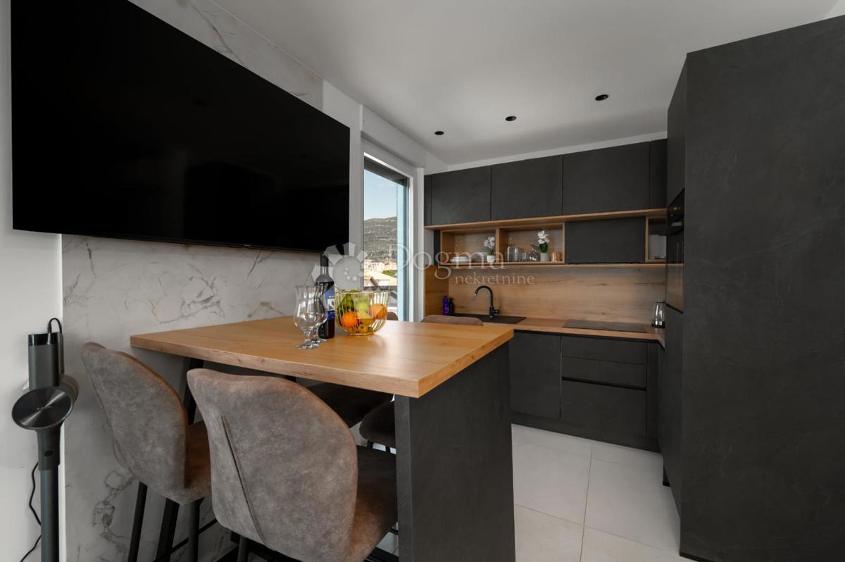 Stanovanje Kaštel Kambelovac, Kaštela, 50m2