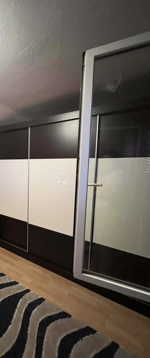 Hiša Šaptinovci, Đurđenovac, DA, 260m2