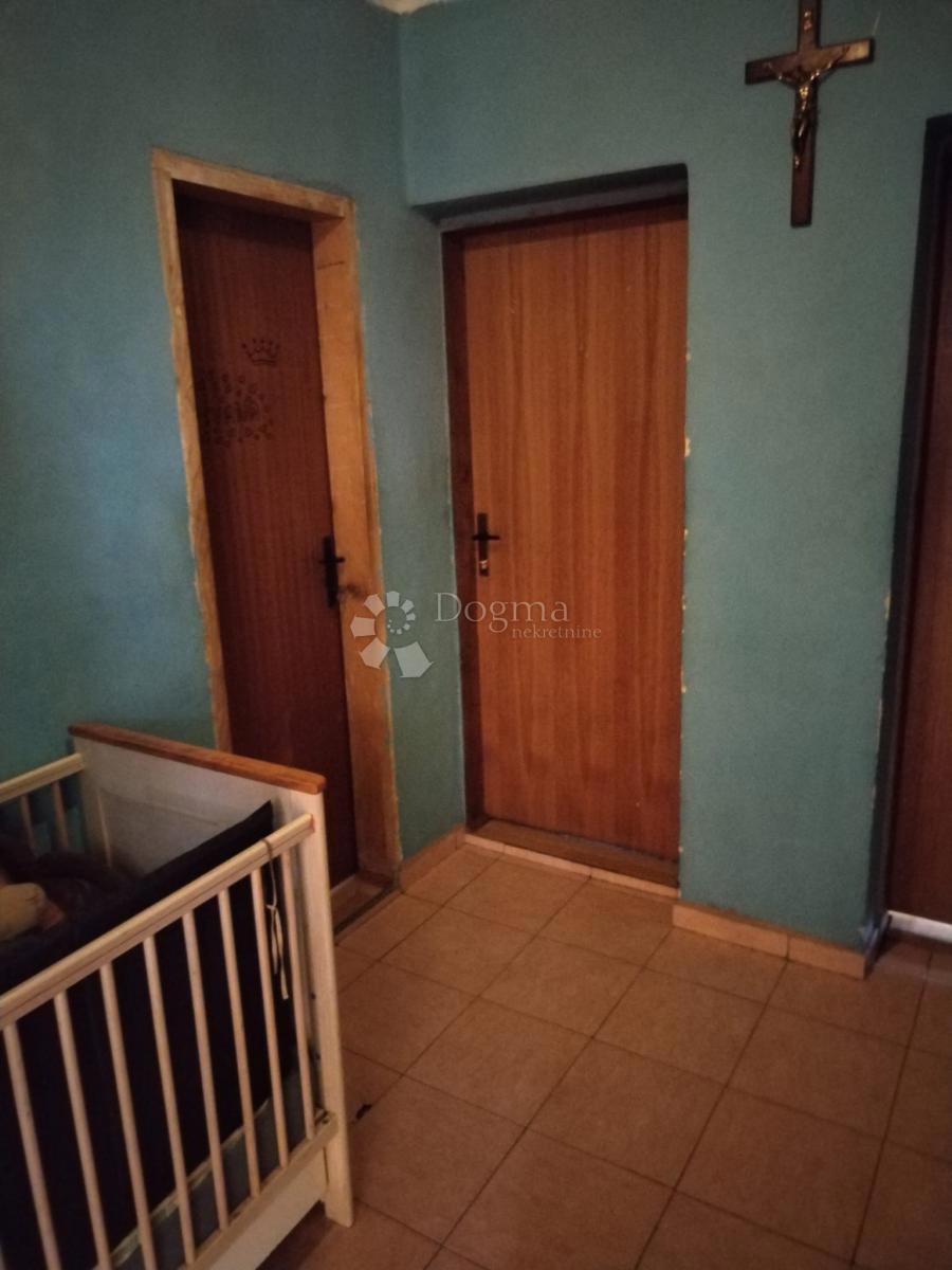 Hiša Donje Mekušje, Karlovac - Okolica, 410m2