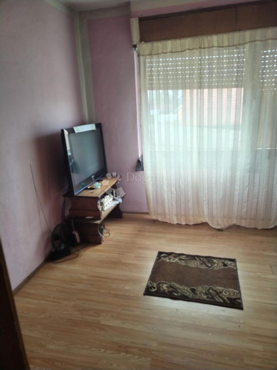 Hiša Donje Mekušje, Karlovac - Okolica, 410m2