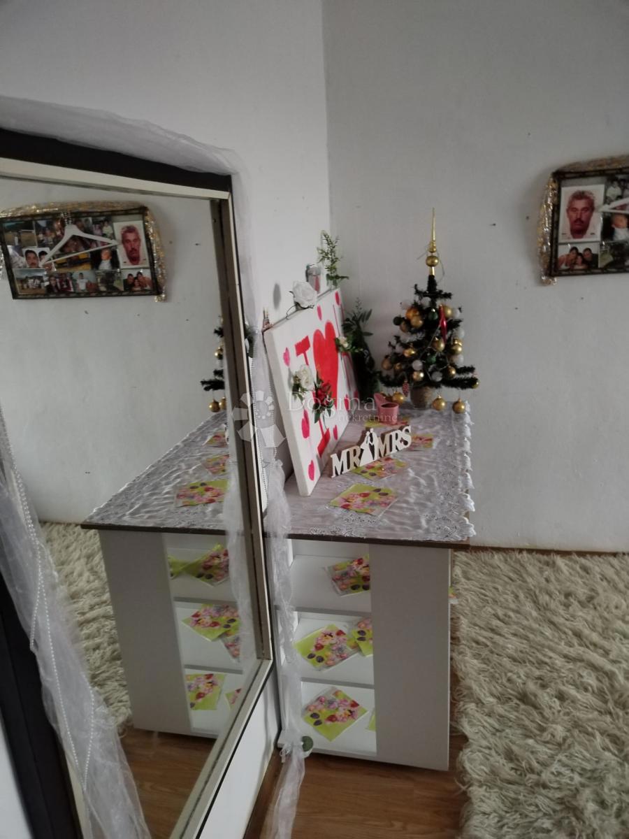 Hiša Donje Mekušje, Karlovac - Okolica, 410m2