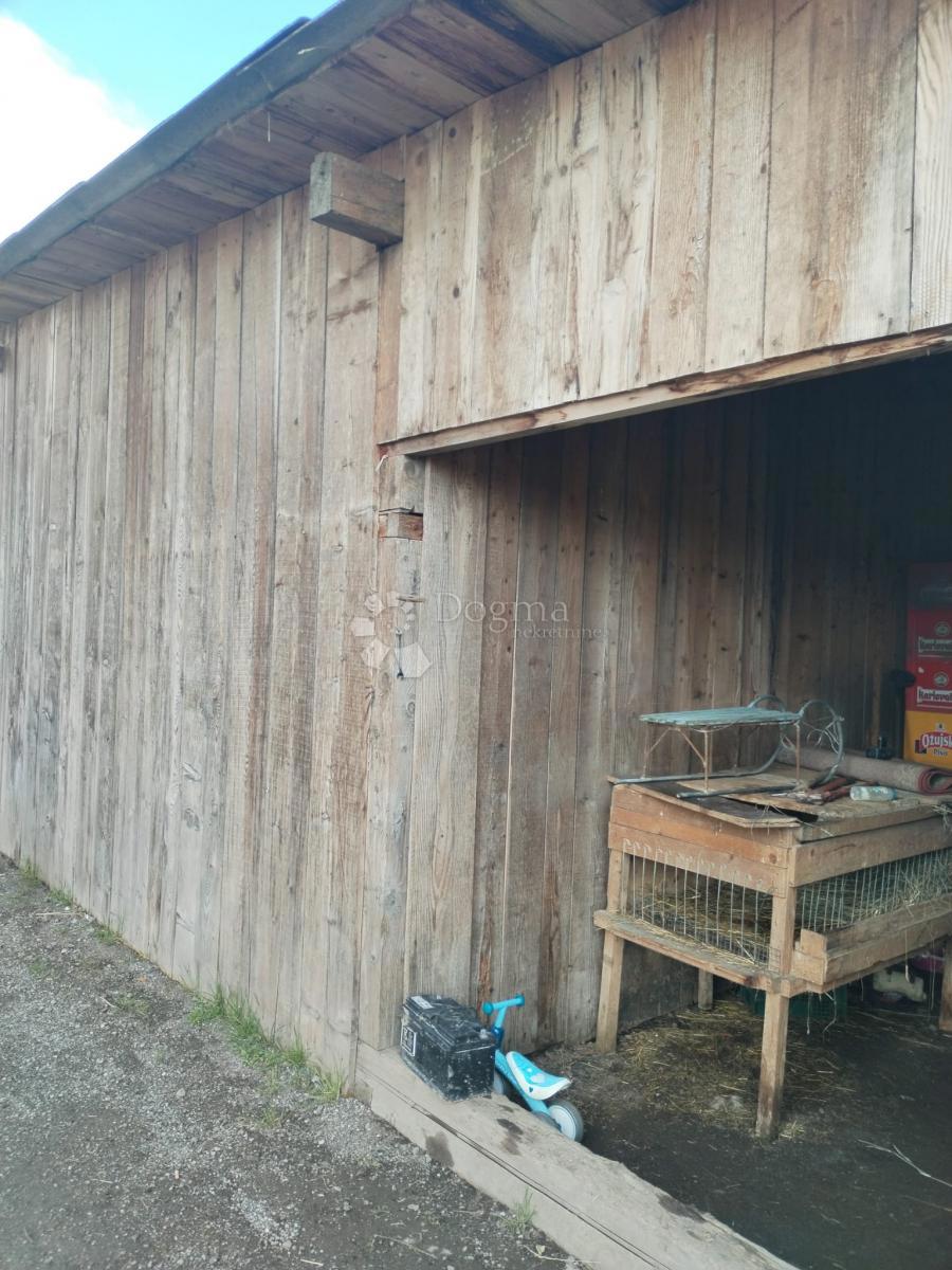 Hiša Donje Mekušje, Karlovac - Okolica, 410m2