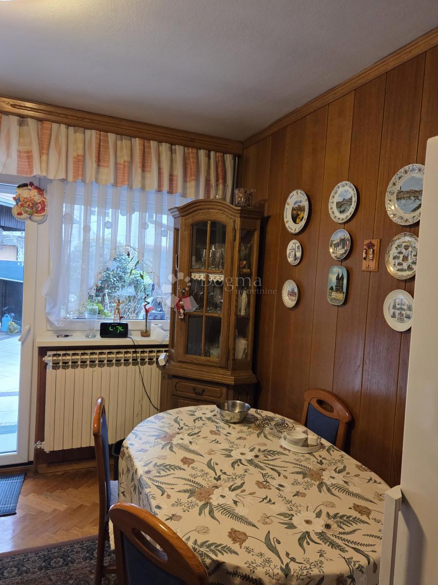 Hiša Trnovčica, Gornja Dubrava, 235,27m2