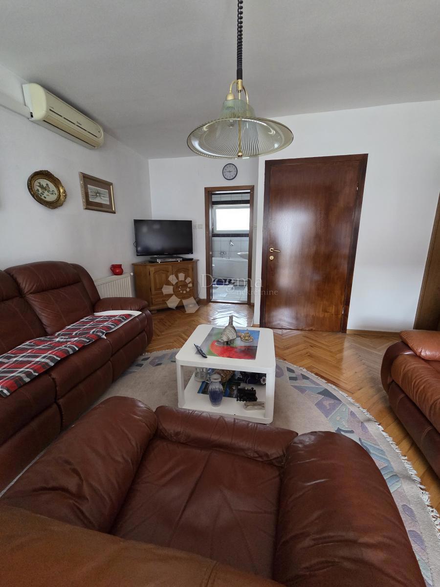 Hiša Trnovčica, Gornja Dubrava, 235,27m2