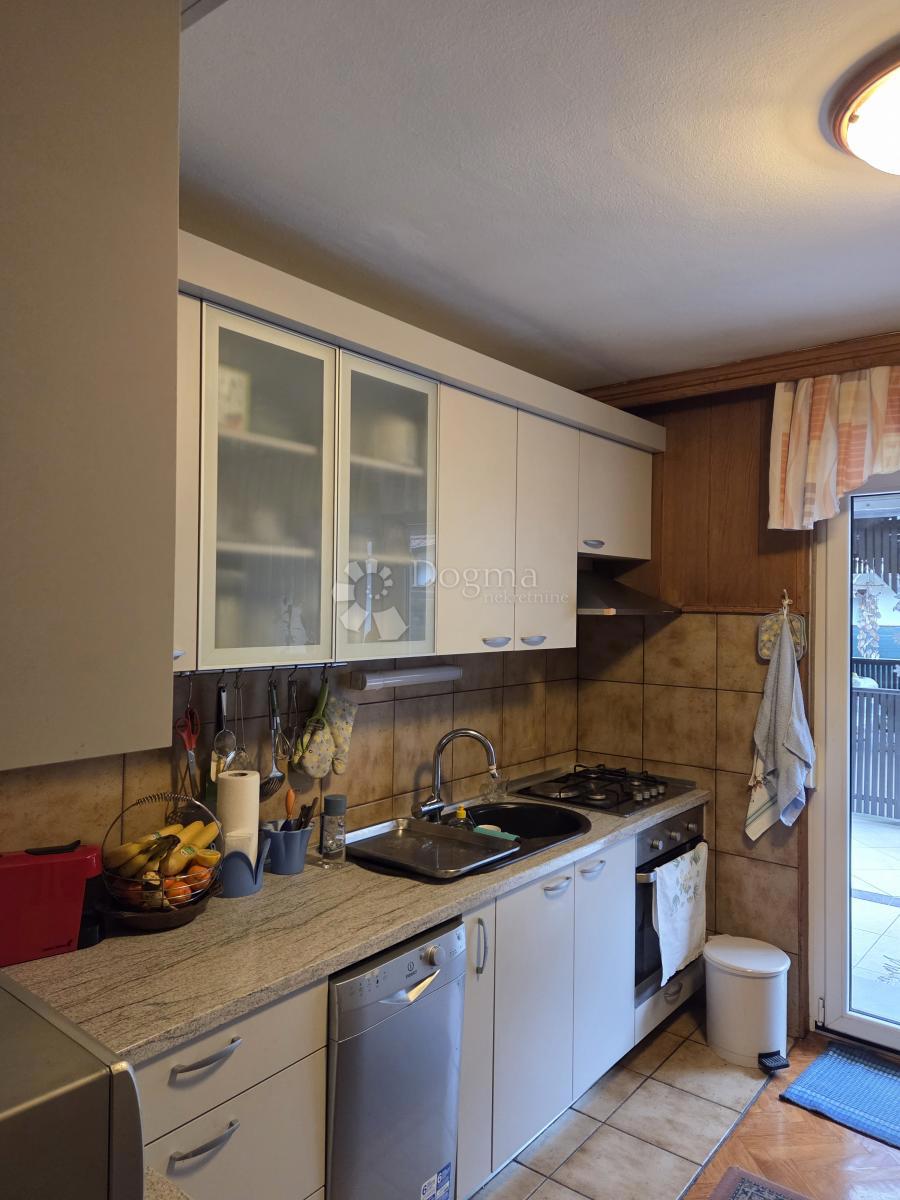 Hiša Trnovčica, Gornja Dubrava, 235,27m2