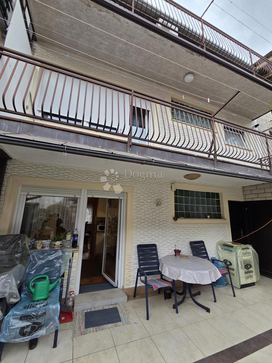 Hiša Trnovčica, Gornja Dubrava, 235,27m2