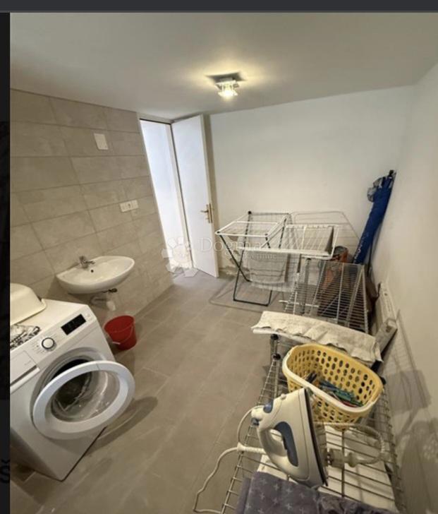 Hiša Vela Luka, 120m2