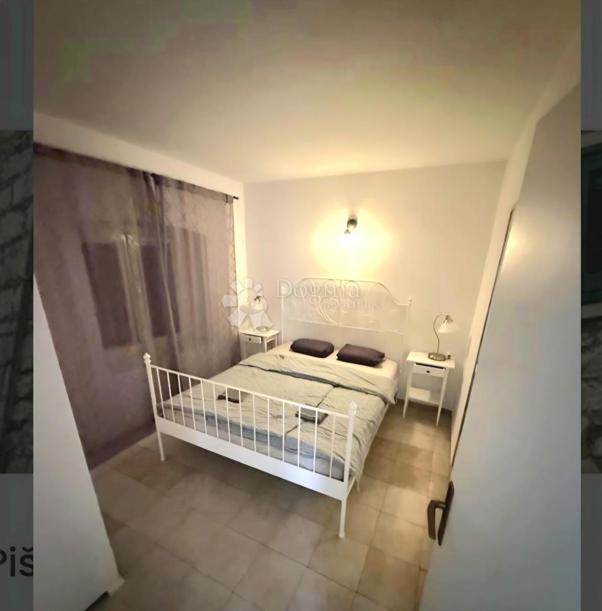 Hiša Vela Luka, 120m2