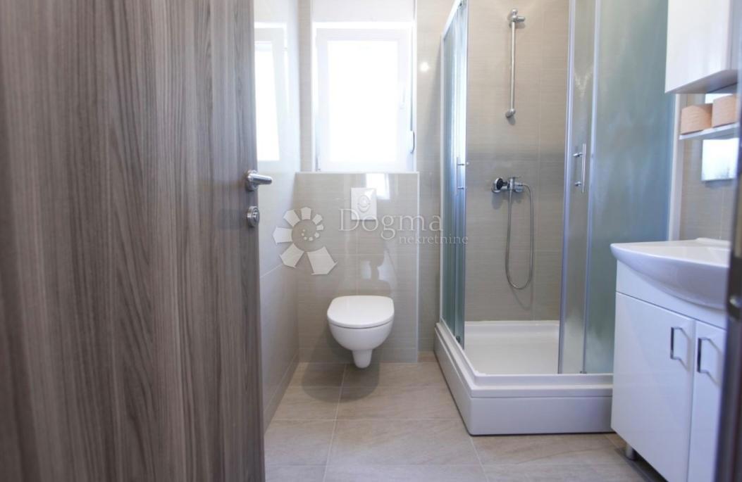 Hiša Vodice, 244,13m2