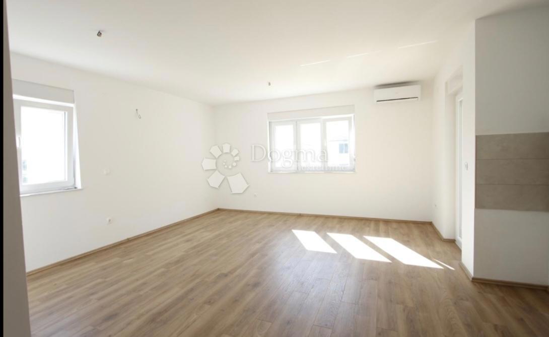 Hiša Vodice, 244,13m2