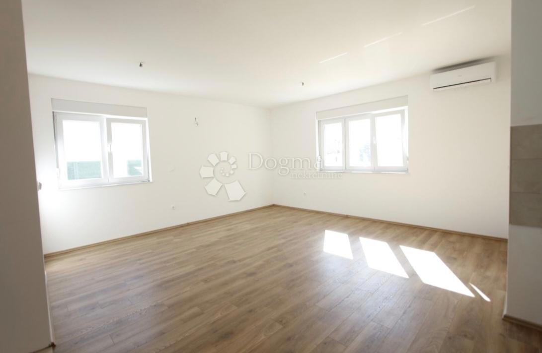 Hiša Vodice, 244,13m2