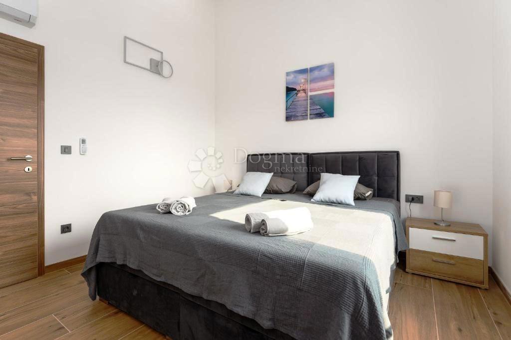 Hiša Risika, Vrbnik, 150m2