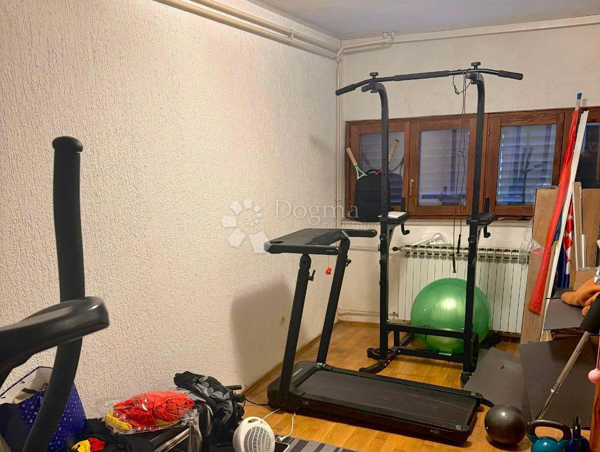 Hiša Donja Dubrava, 243m2