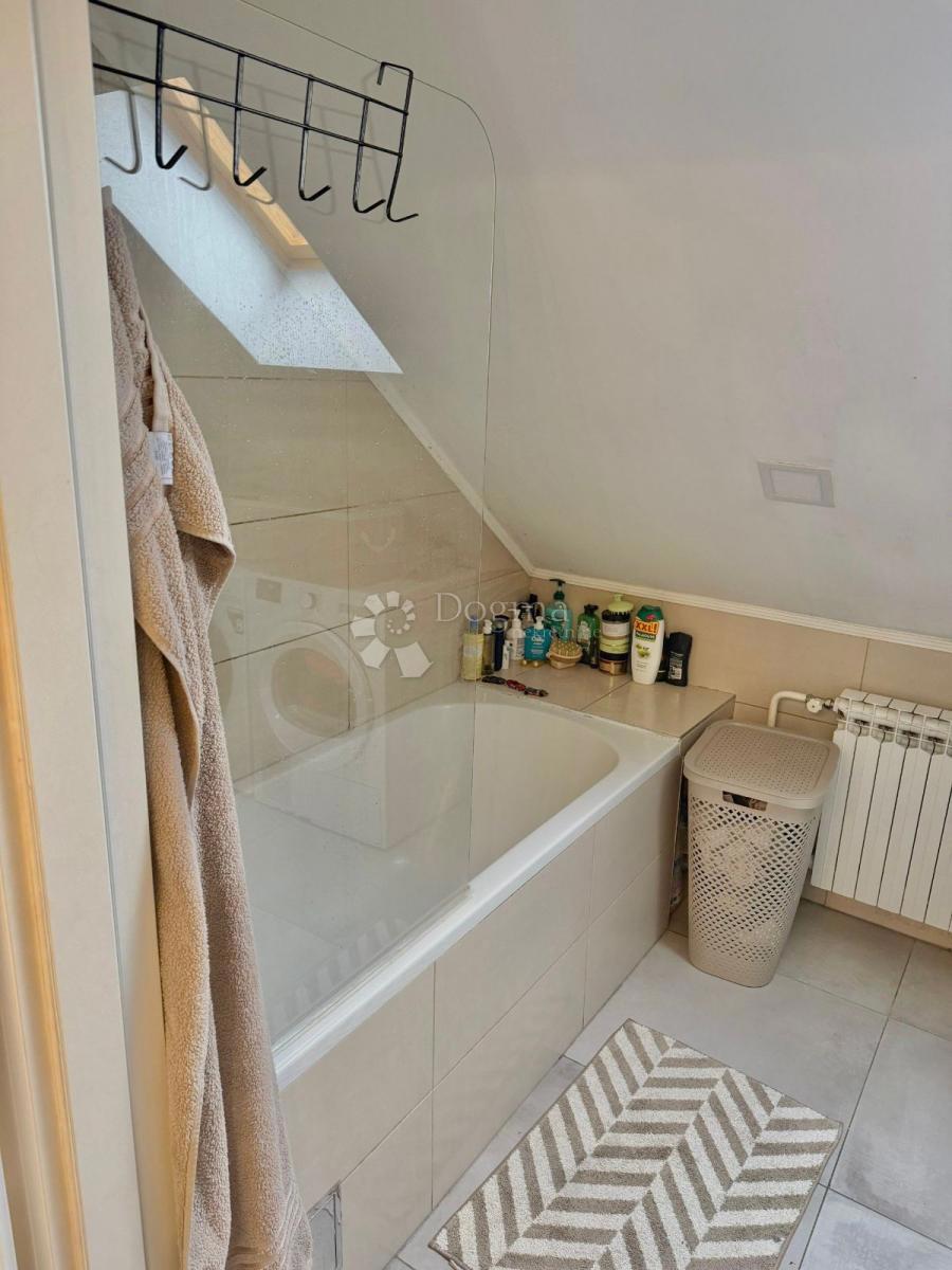 Hiša Donja Dubrava, 243m2