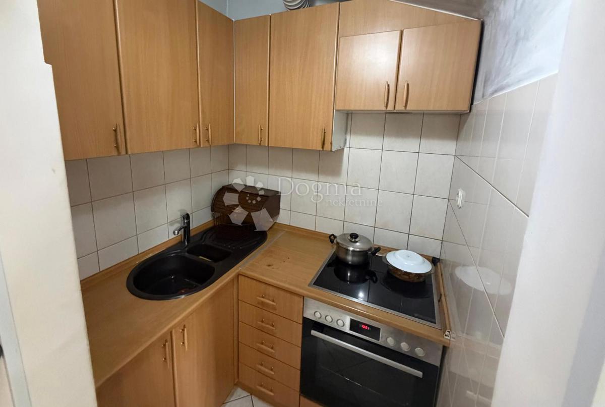 Stanovanje Centar, Rijeka, 64m2