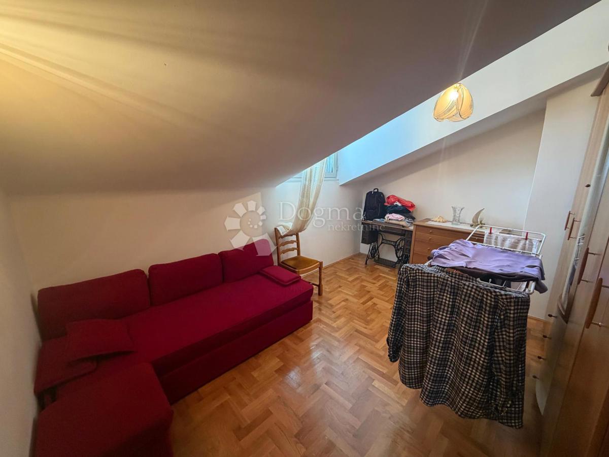 Stanovanje Centar, Rijeka, 64m2