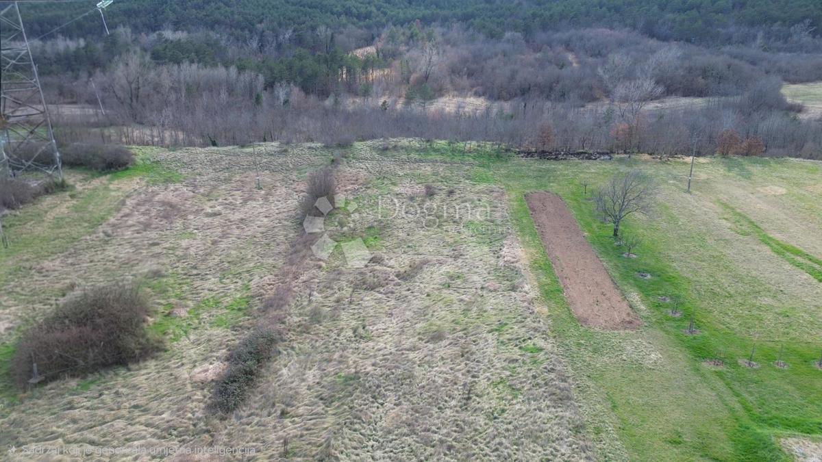 Zazidljivo zemljišče Šušnjevica, Kršan, 529m2