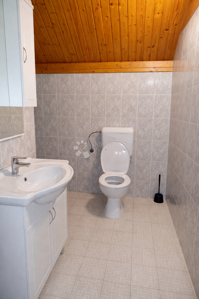 Hiša Kaštel Stari, Kaštela, 180m2