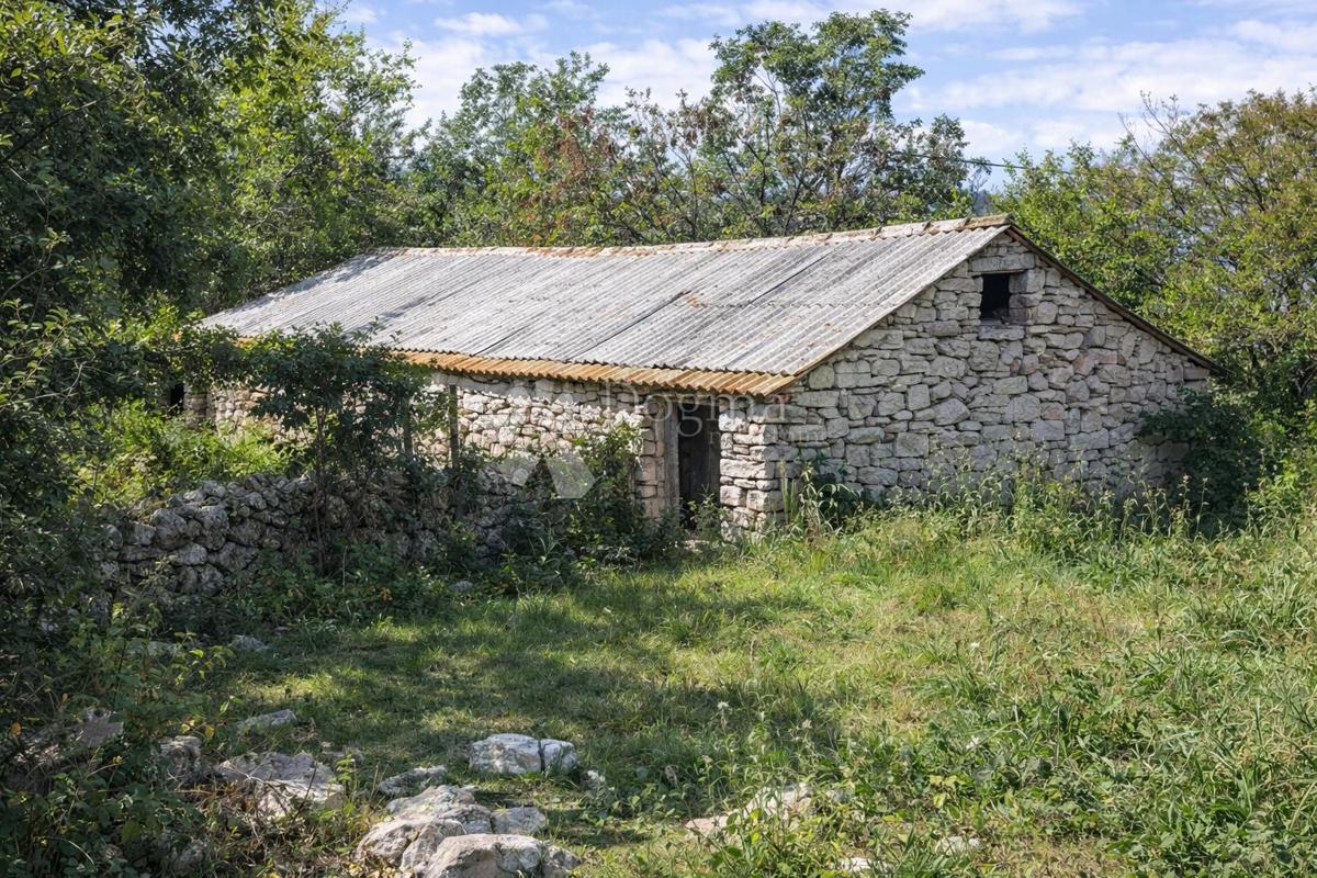 Zazidljivo zemljišče Vinjerac, Posedarje, 1.866m2
