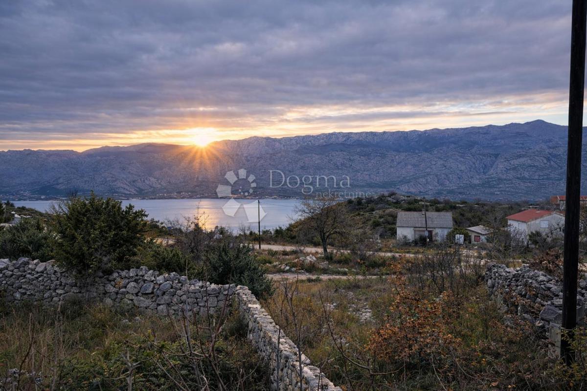 Zazidljivo zemljišče Vinjerac, Posedarje, 1.866m2