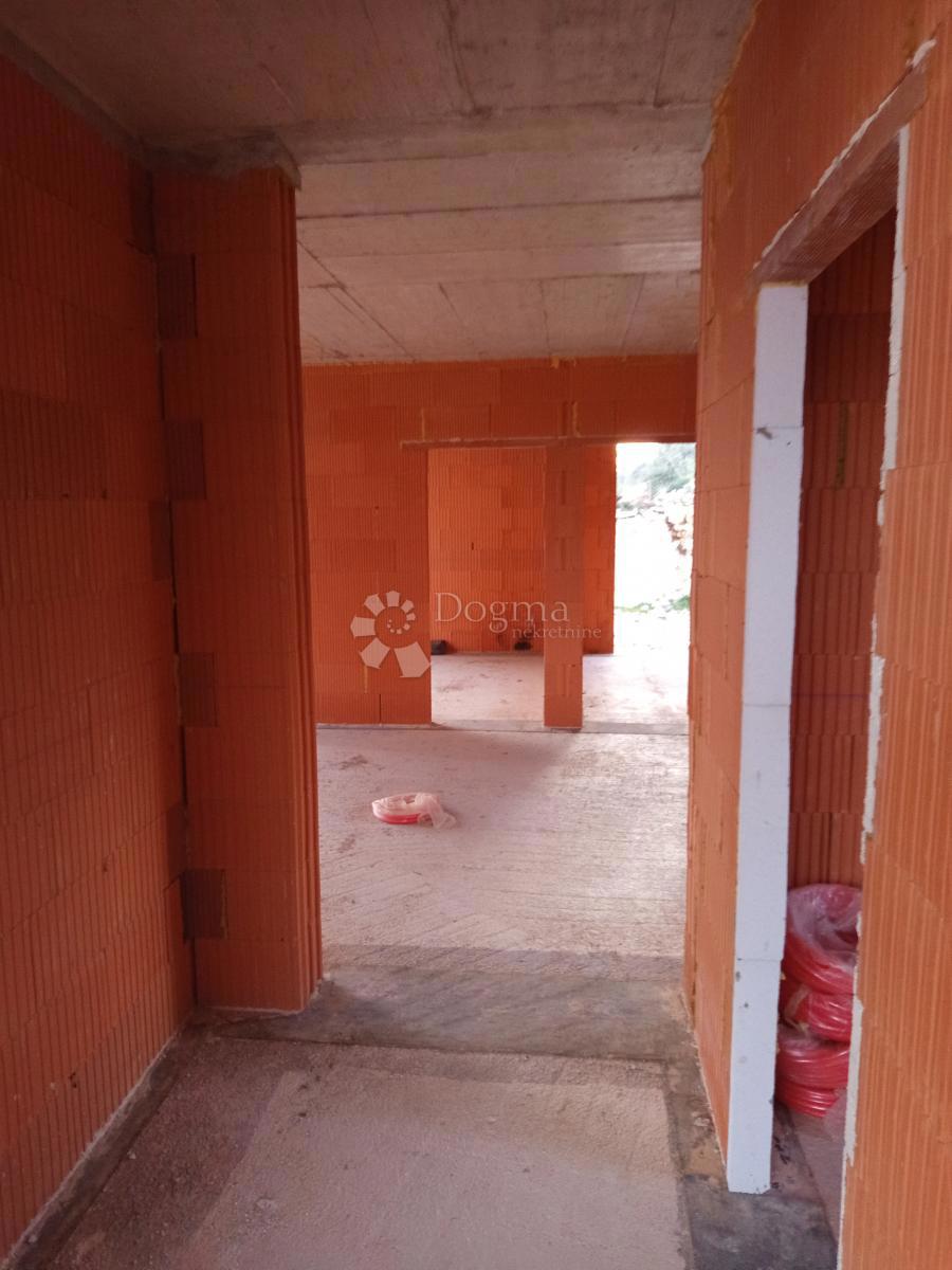 Stanovanje Pješčana Uvala, Medulin, 63,87m2