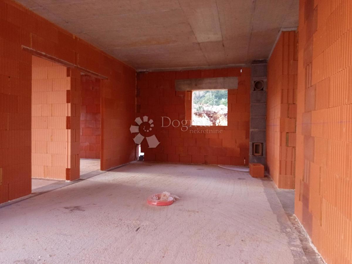 Stanovanje Pješčana Uvala, Medulin, 63,87m2