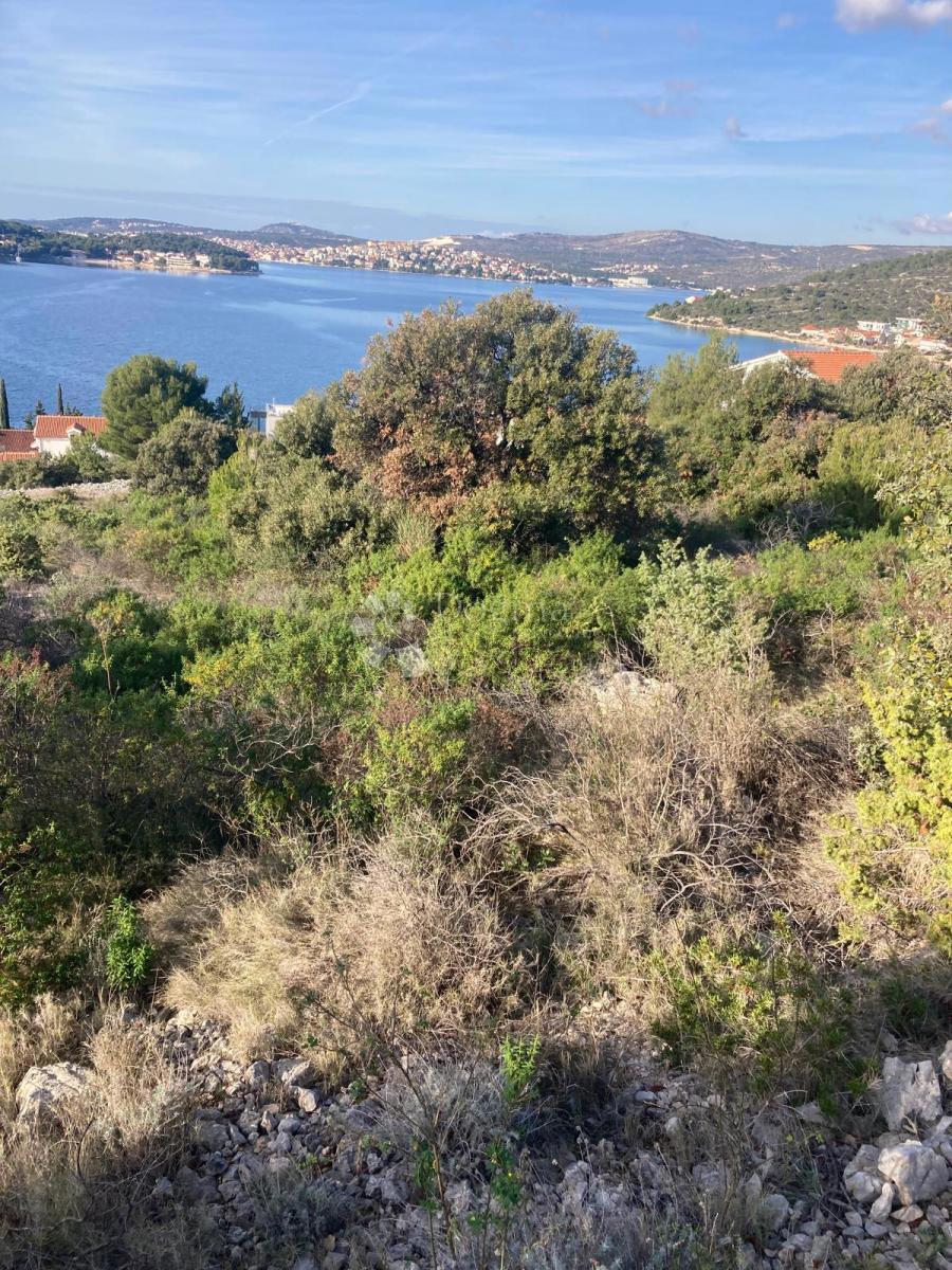 Zazidljivo zemljišče Ražanj, Rogoznica, 1.417m2