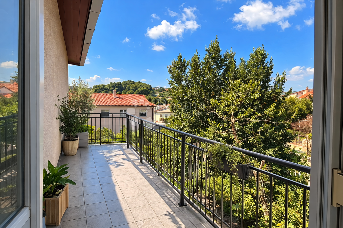 Stanovanje Vidikovac, Pula, 100m2