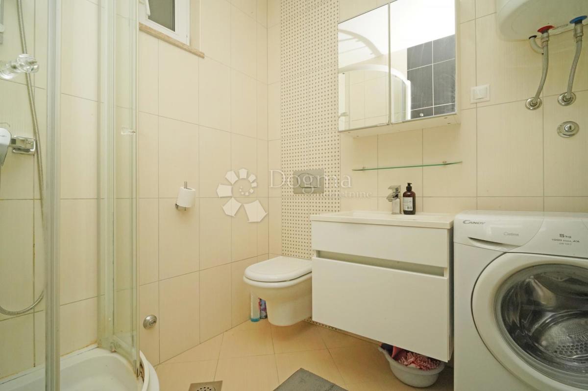 Stanovanje Novigrad, 60m2