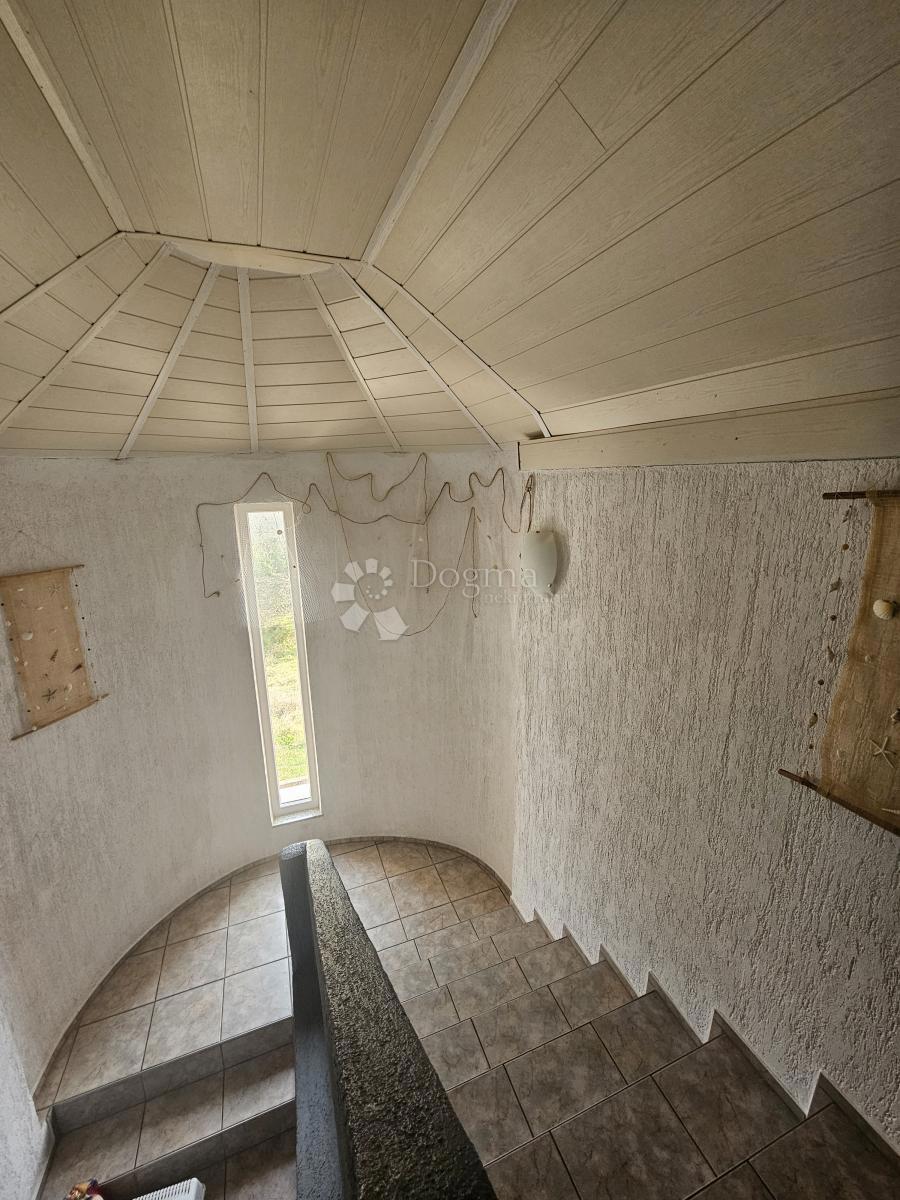 Hiša Sveti Anton, Malinska-Dubašnica, 500m2