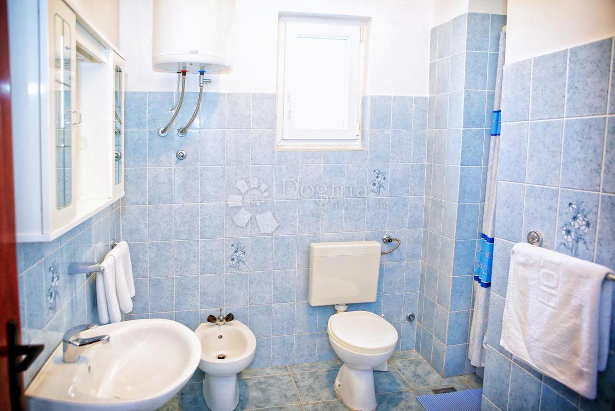 Hiša Vlašići, Pag, 294,76m2