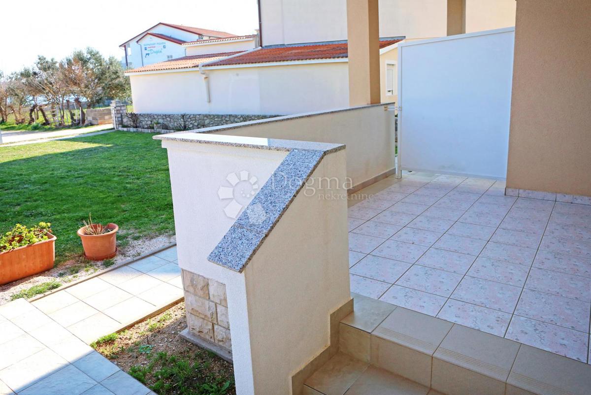 Hiša Vlašići, Pag, 294,76m2