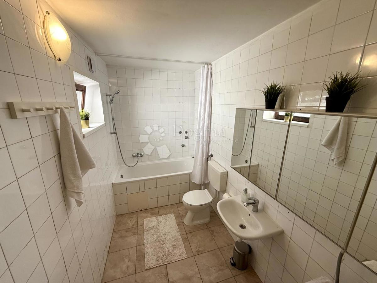 Stanovanje Ferenščica, Peščenica - Žitnjak, 70m2