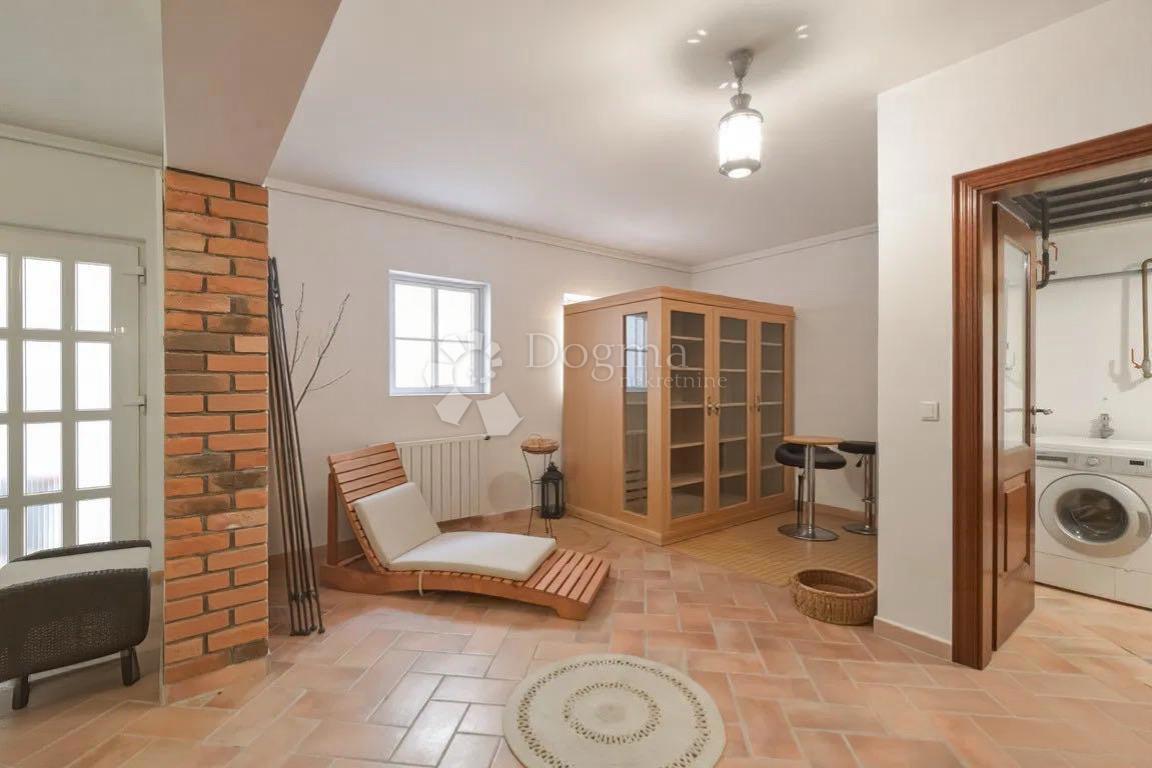 Hiša Granešina, Gornja Dubrava, 450m2