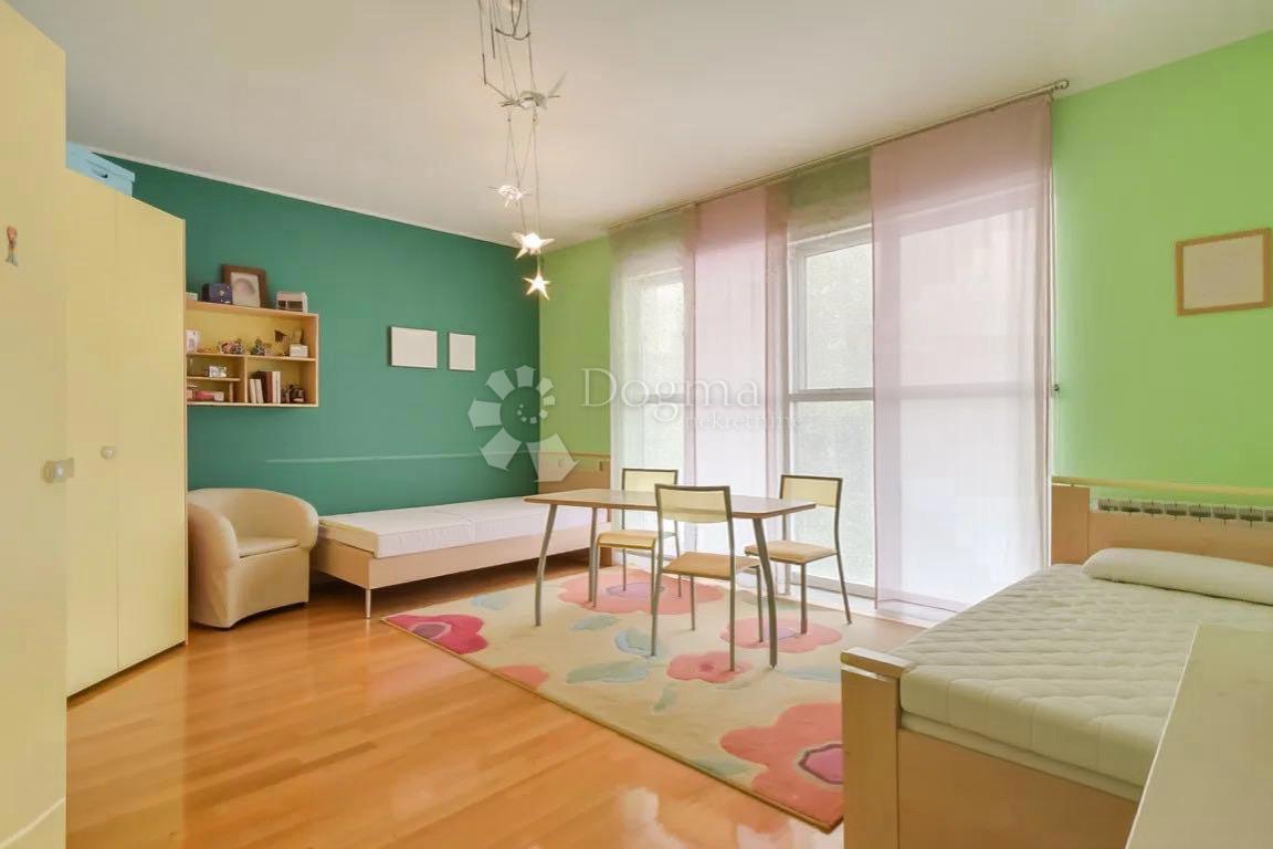 Hiša Granešina, Gornja Dubrava, 450m2