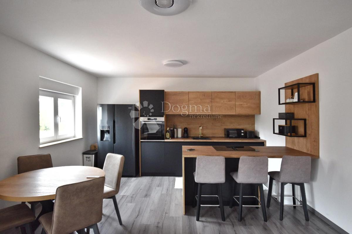 Stanovanje Medulin, 105m2