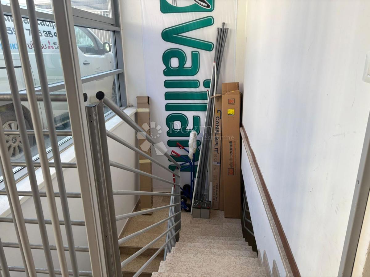 Poslovni prostor Novigrad, 129m2