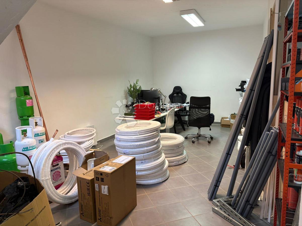 Poslovni prostor Novigrad, 129m2